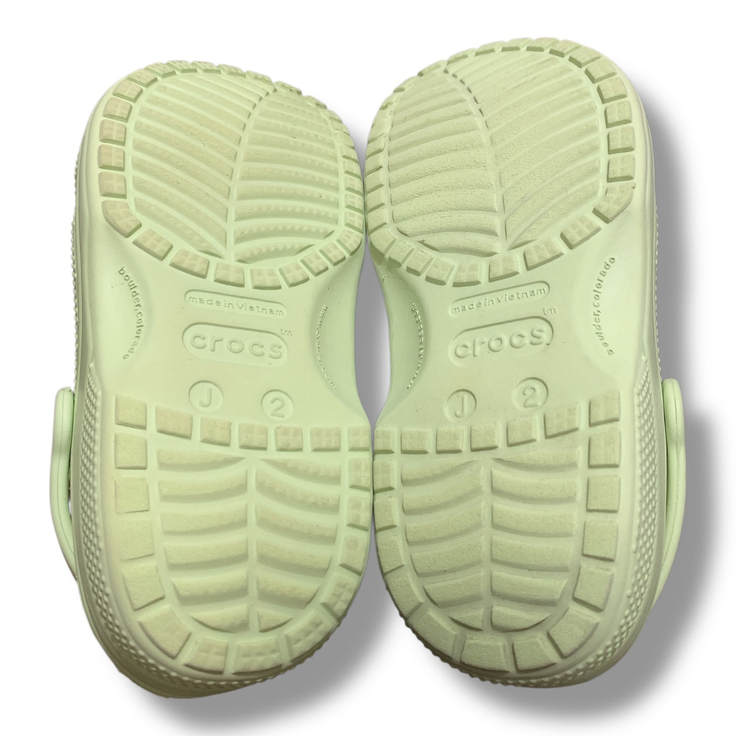Crocs Classic Clogs | Condition 9.5/10 | Size J2 | 33-34