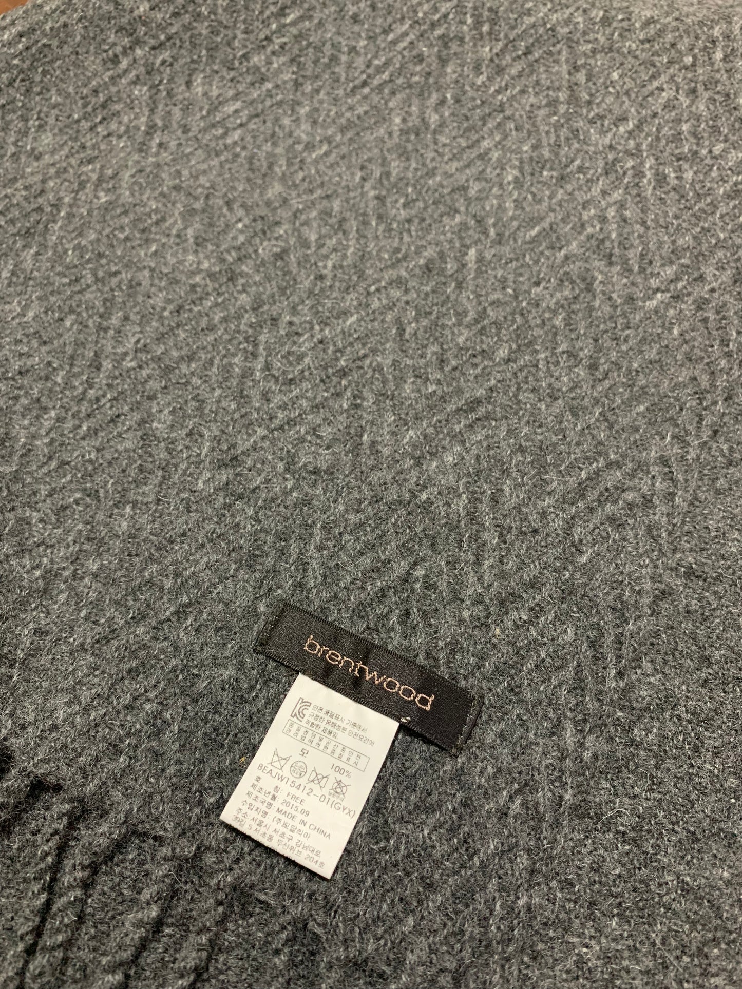 Brentwood Men’s Woollen Scarf – Premium Warmth & Classic Style