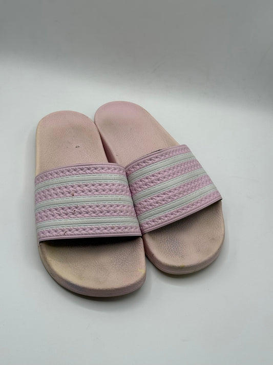 Adidas Adilette slides in a pink Slides | 10/10 Condition | Size UK7 EU40.5 | Made In Italy | Original Product | Pre Loved