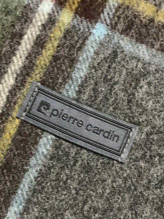 PIERRE CARDIN MEN’S 100% WOOL MUFFLER – ELEGANT WINTER CLASSIC