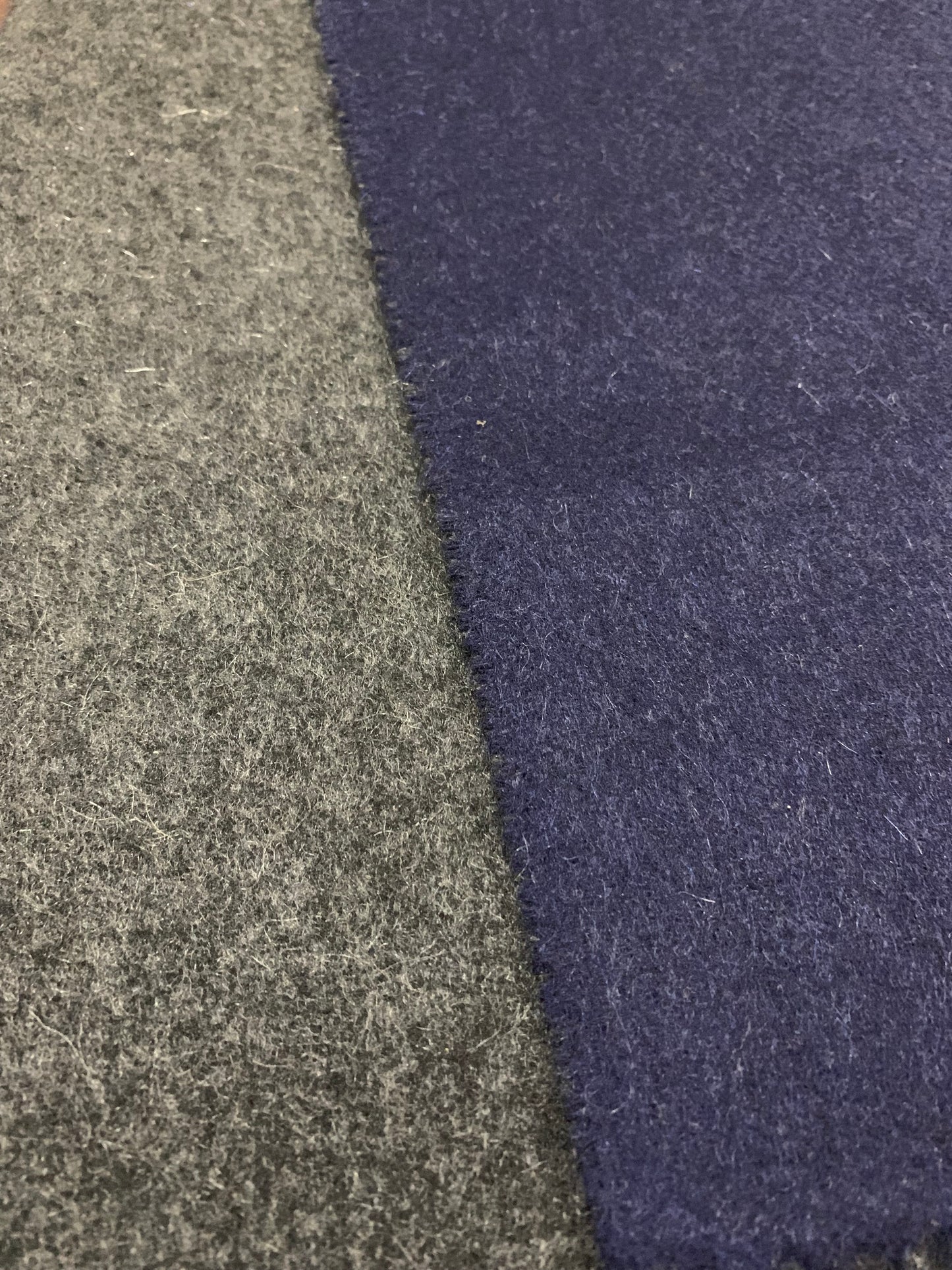 Men’s Two-Tone 100% Cashmere Woollen Scarf – Luxurious Winter Accessory