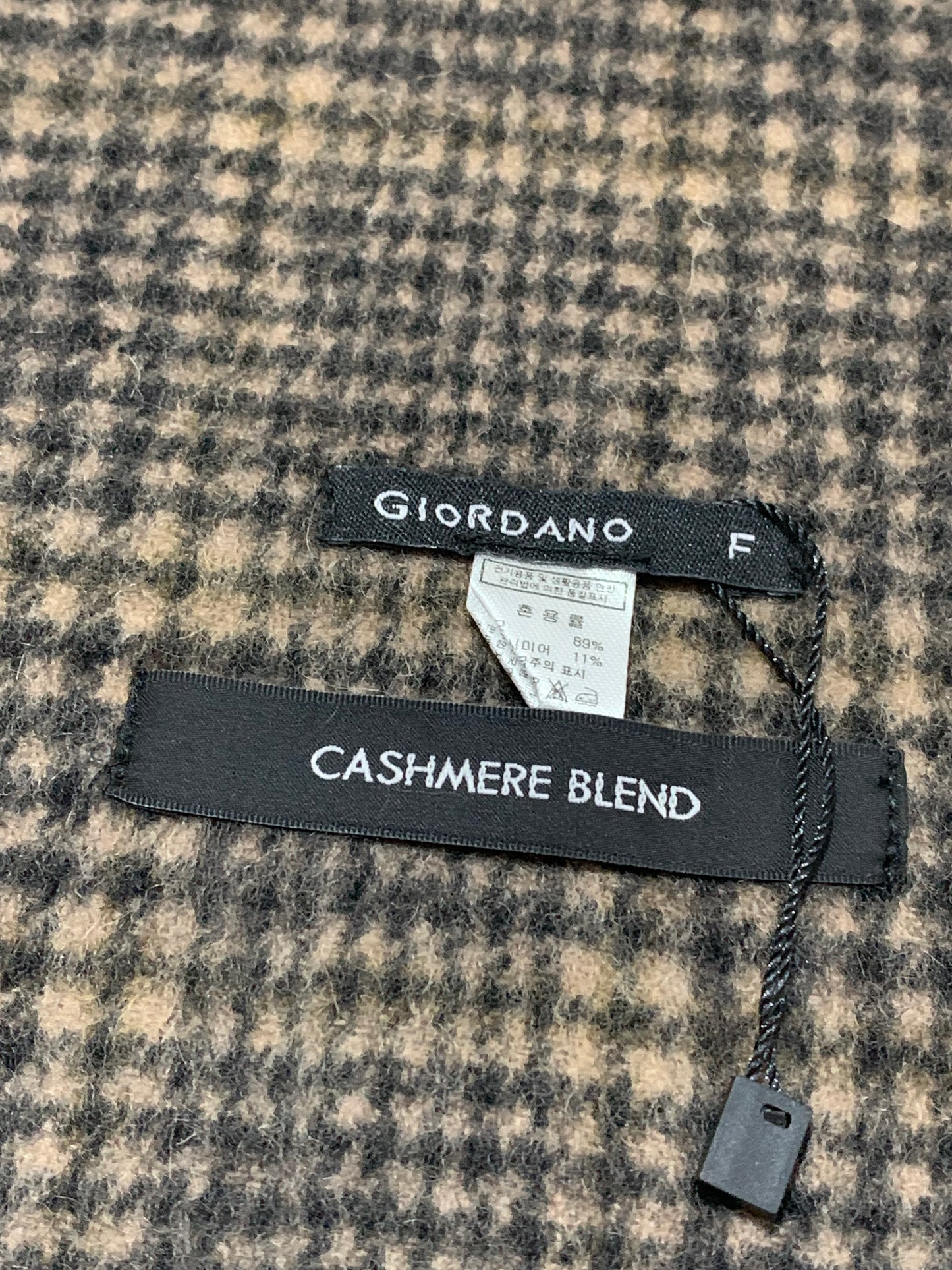 GIORDANO Men’s 100% Cashmere Wool Scarf / Premium Winter Muffler