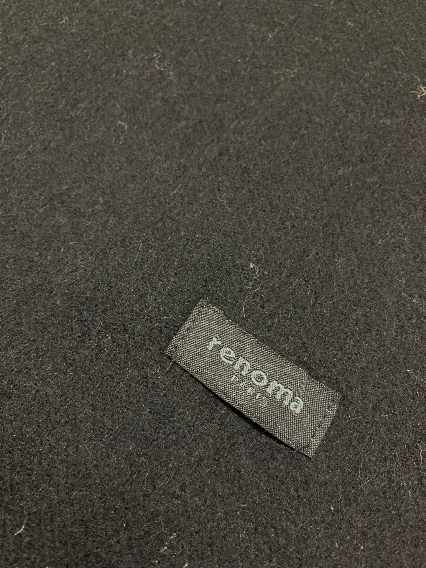 Renoma Men’s 100% Wool Muffler Scarf – Jet Black Elegance & Warmth