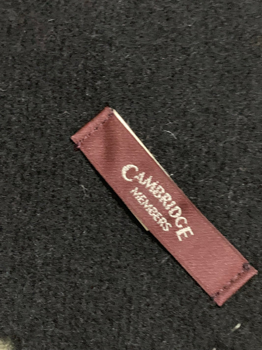 CAMBRIDGE MEN’S 100% WOOL MUFFLER – CLASSIC WINTER ESSENTIAL