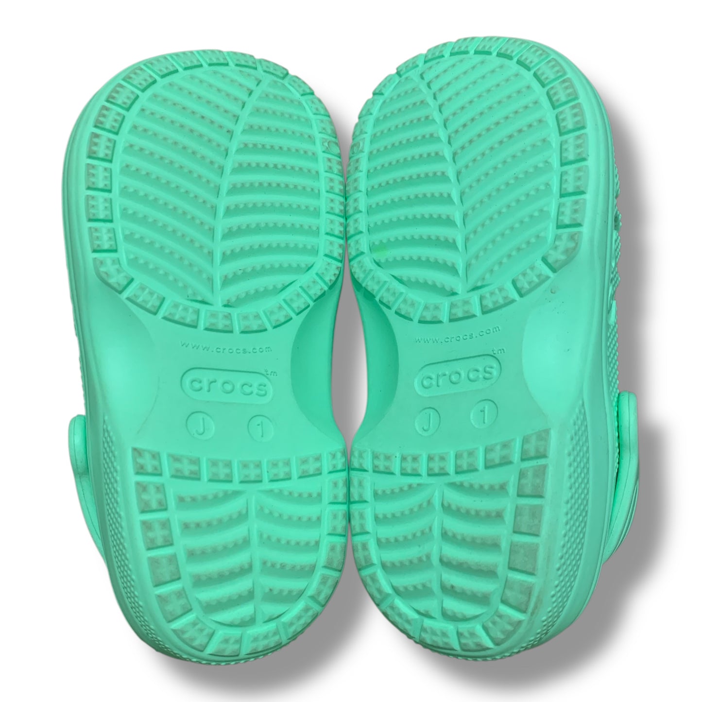 Crocs Baya Clogs | Pre-Loved Condition 10/10 Excellent Like Brand New | Size J1 | 32-33