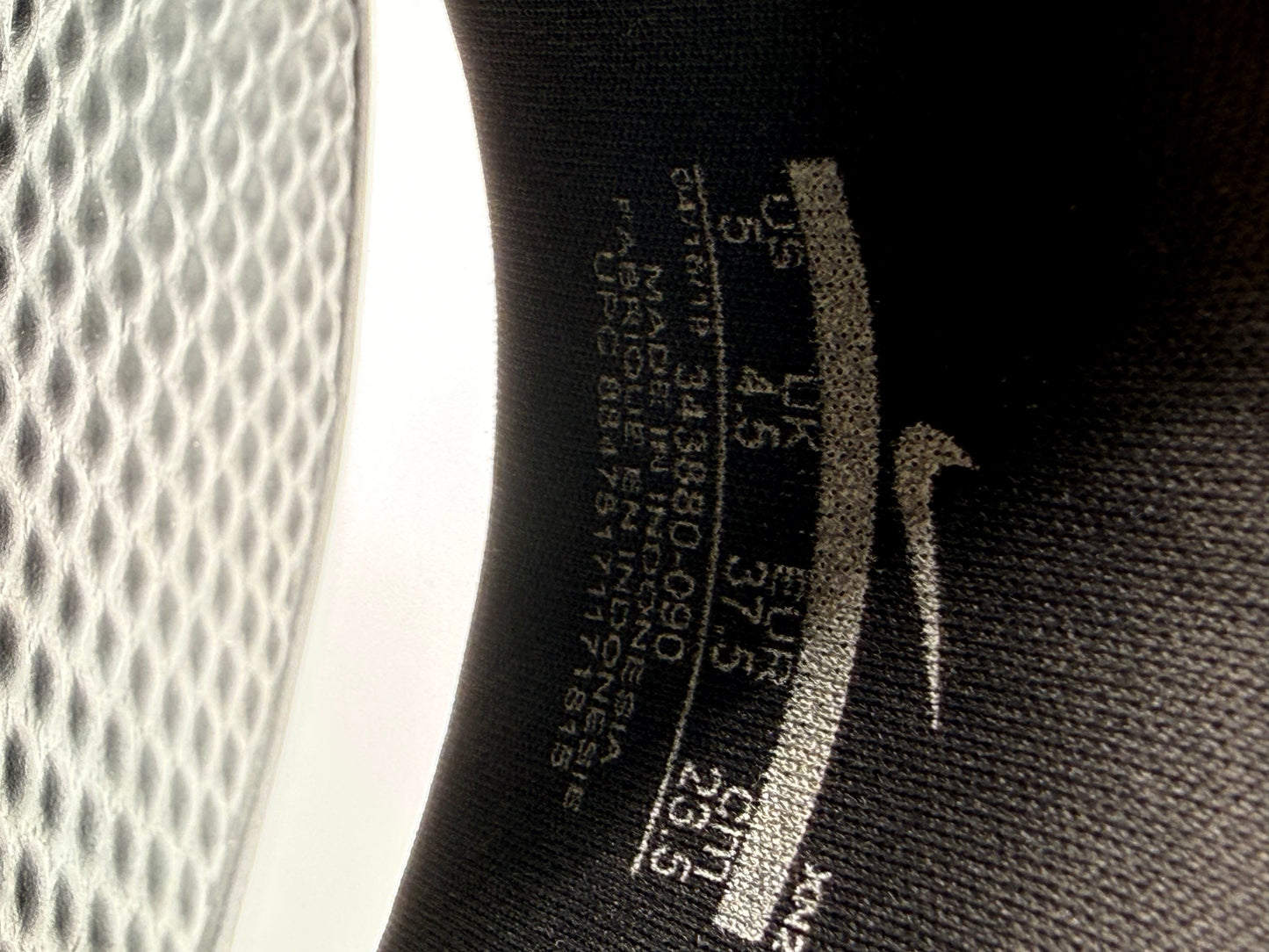 Nike Victori One slides | Pre-Loved Condition 10/10 | Size UK4.5 EU37.5 | Made In Indonesia