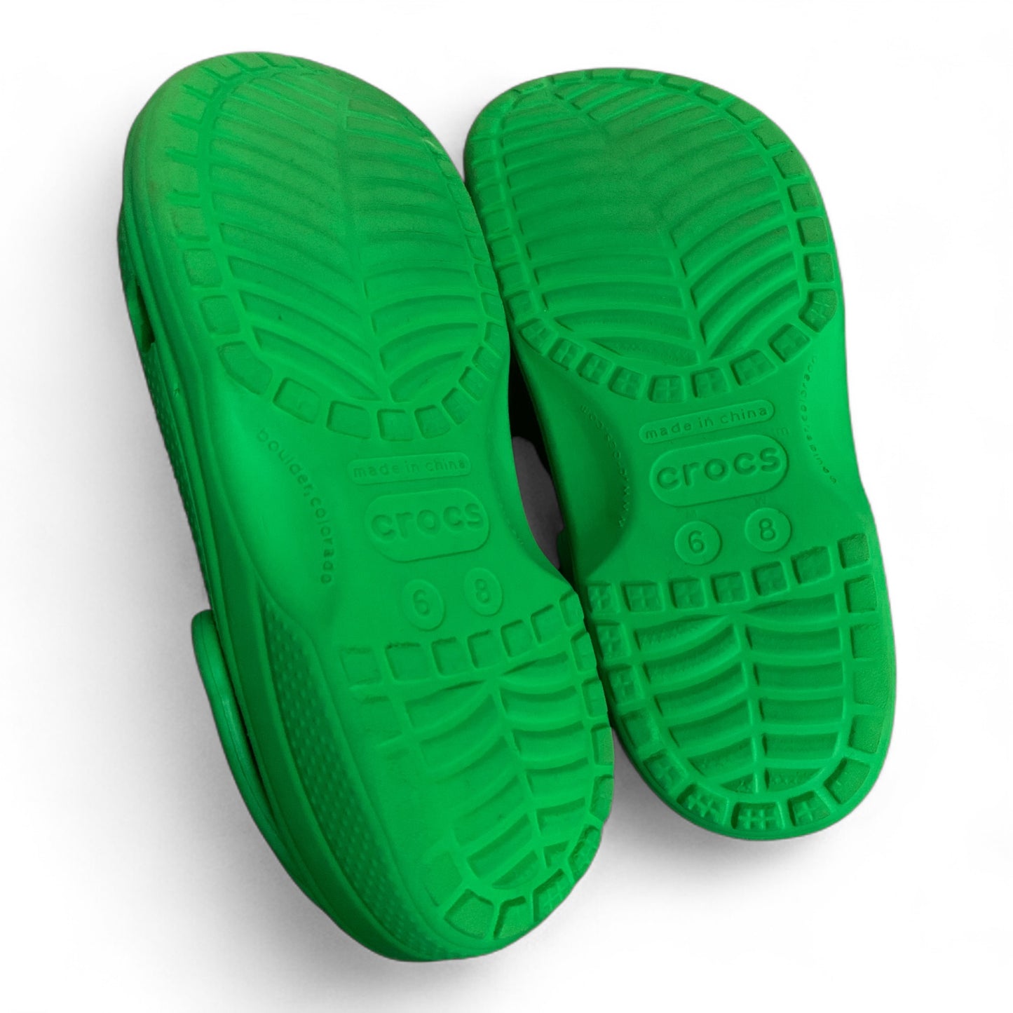 Crocs Classic Clogs | Condition 8.5/10 | Size US M6 W8 | EU 38-39