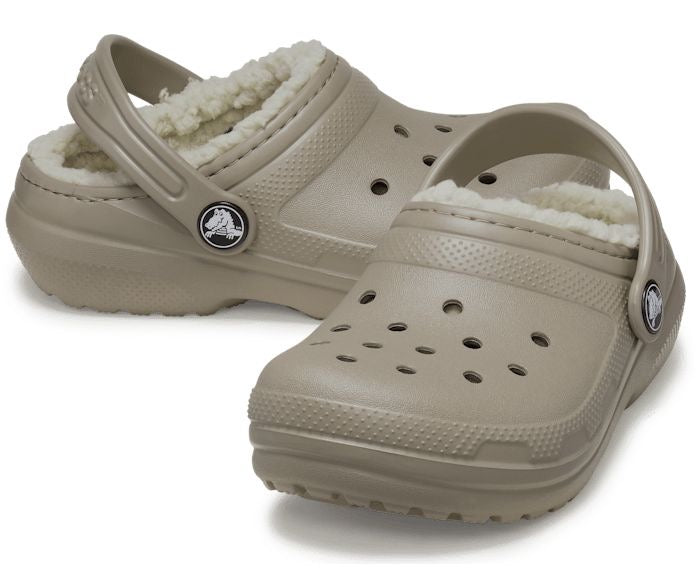 WARM AND FUZZ-LINED CLOGS