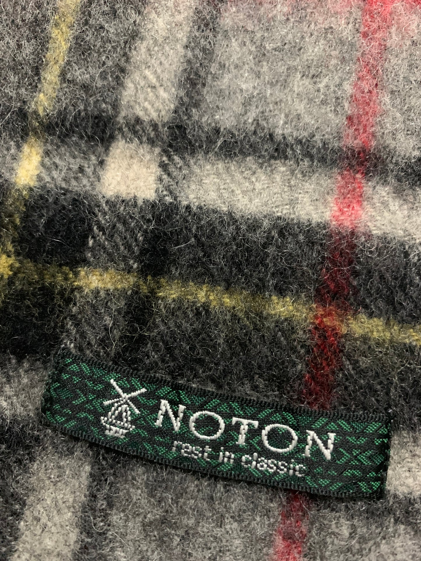 NOTON MEN’S 100% WOOL SCARF / MUFFLER – CLASSIC WARMTH & STYLE