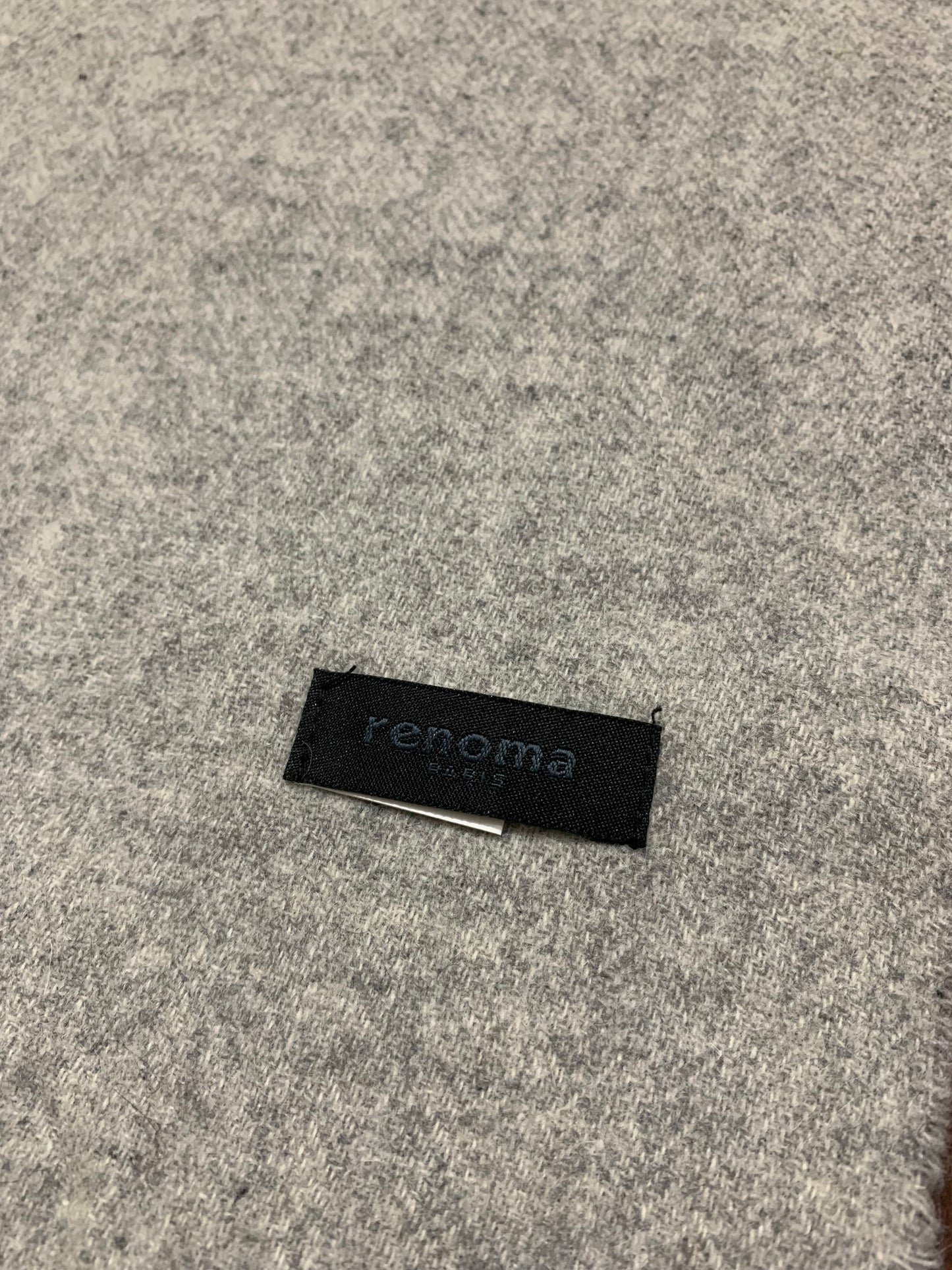 Renoma Paris Men’s Woollen Scarf – Premium Winter Accessory