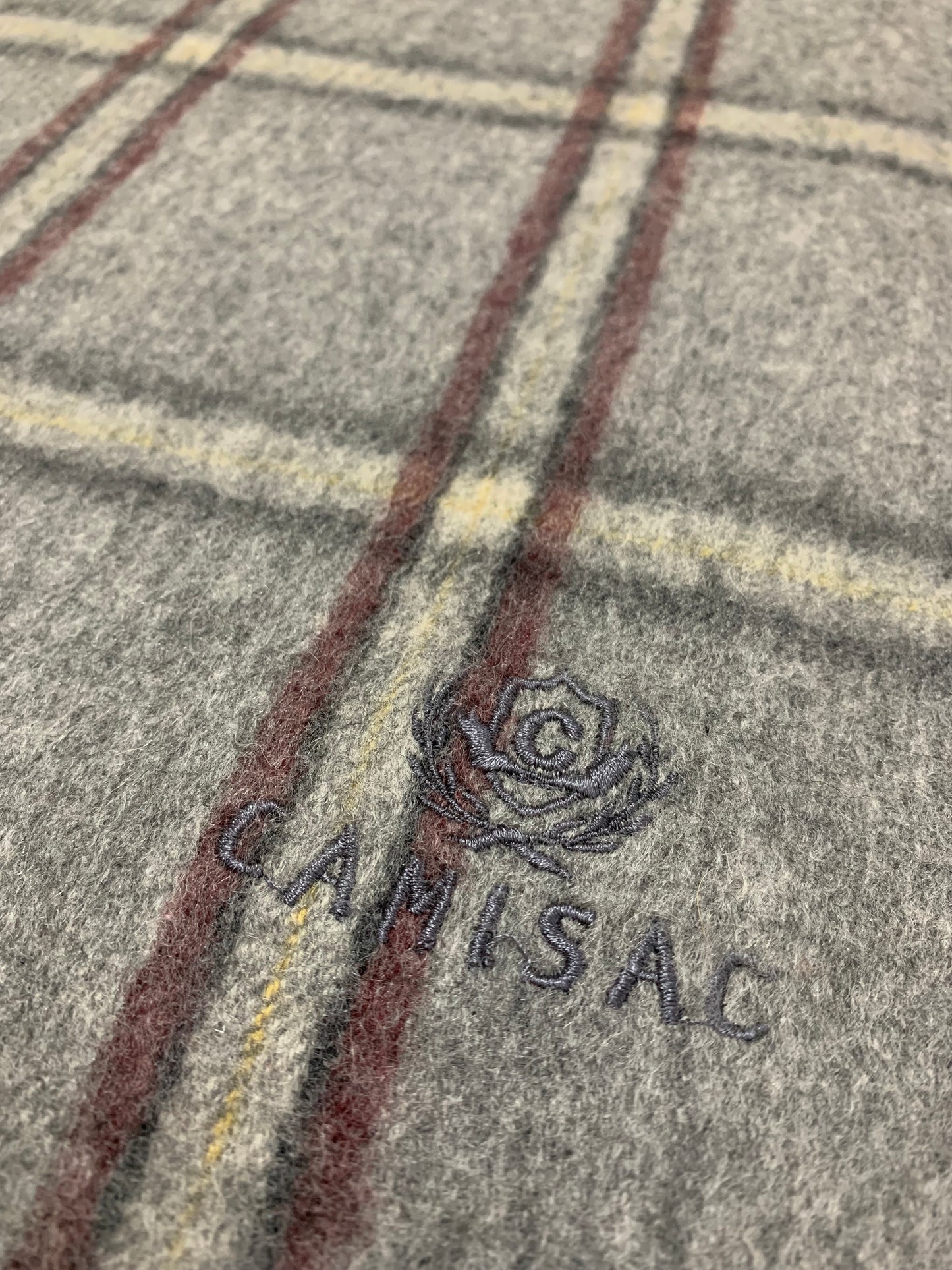 Men’s Woollen Scarf – Timeless Winter Essential