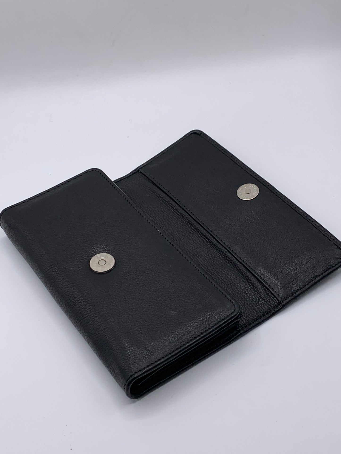 Genuine Leather Clutch Wallet for Women – Slim Organizer Purse