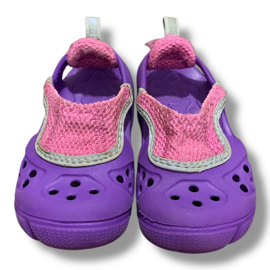 Crocs Micah ll Clogs | Condition 10/10 | Size C6-7 | 23-24