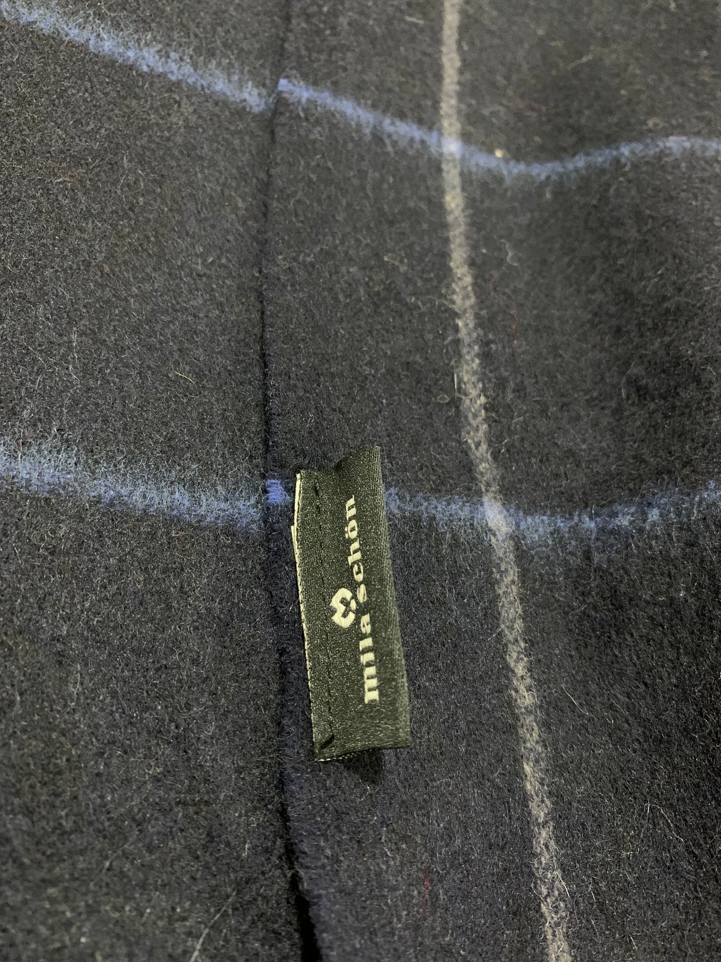 Mila Schön Men’s 100% Wool Scarf – Classic Winter Muffler for Refined Warmth and Style