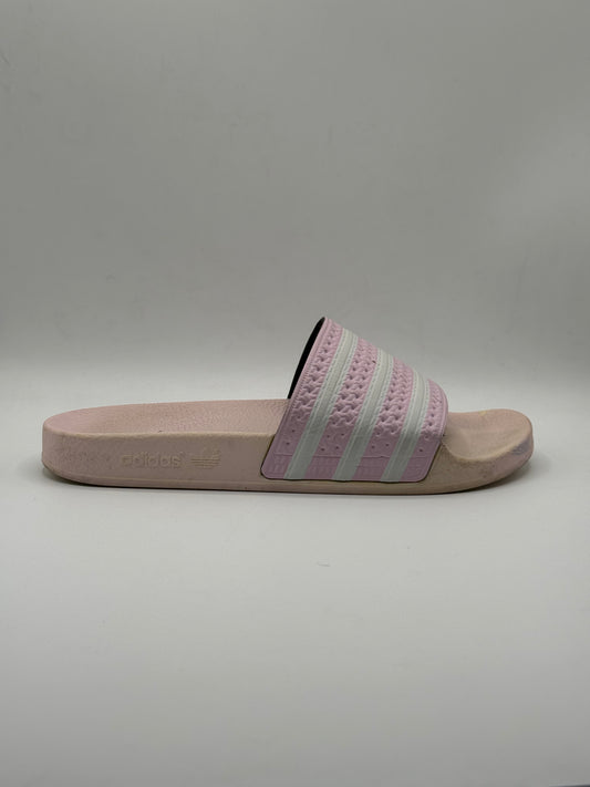 Adidas Adilette slides in a pink Slides | 10/10 Condition | Size UK7 EU40.5 | Made In Italy | Original Product | Pre Loved