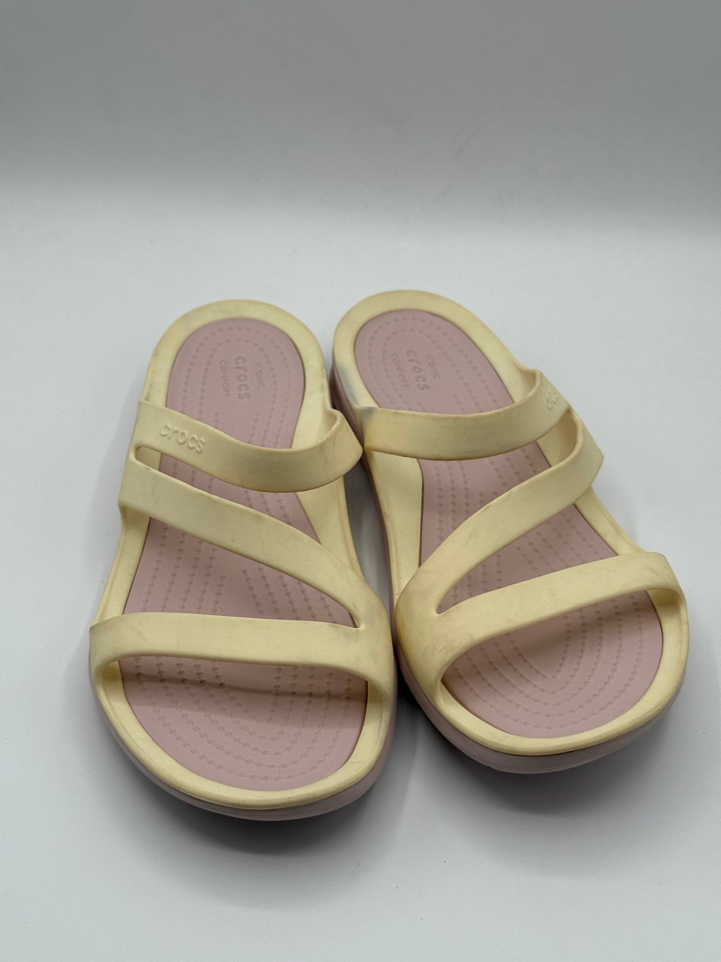 Crocs women’s Kadee Sandals | Pre-Loved 10/10 | Size W8 EU 38-39