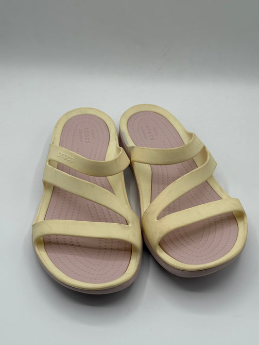 Crocs women’s Kadee Sandals | Pre-Loved 10/10 | Size W8 EU 38-39