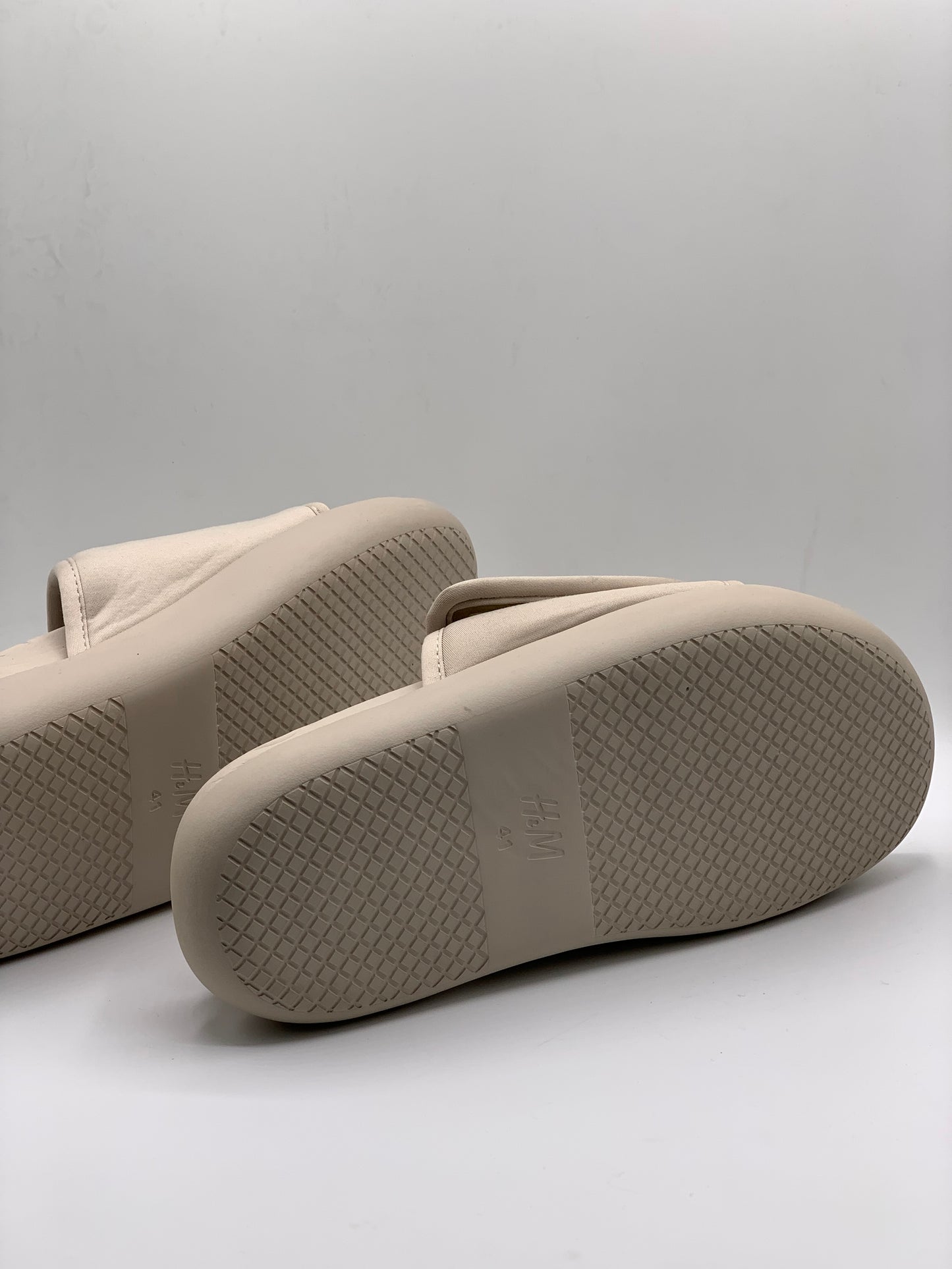 H&M Puffer Fabric Velcro Slides | Pre-Loved Condition 10/10 | Size EU 41