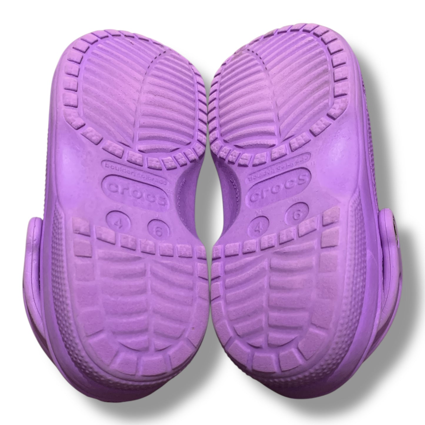 Crocs Classic Clogs | Condition 9/10 | Pre-Loved | Size M4 W6 | 36-37