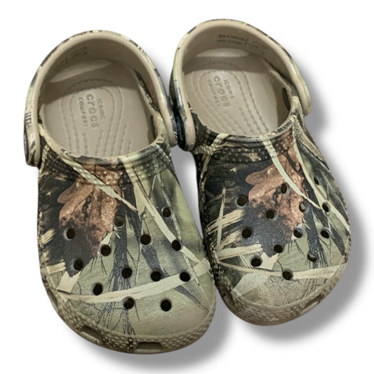Crocs Kid’s Camo Clogs | Condition 9/10 | Size C7 | 23-24