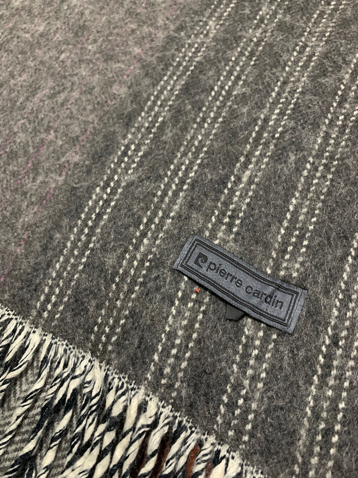 Pierre Cardin Men’s 100% Wool Muffler Scarf – Timeless Luxury & Warmth