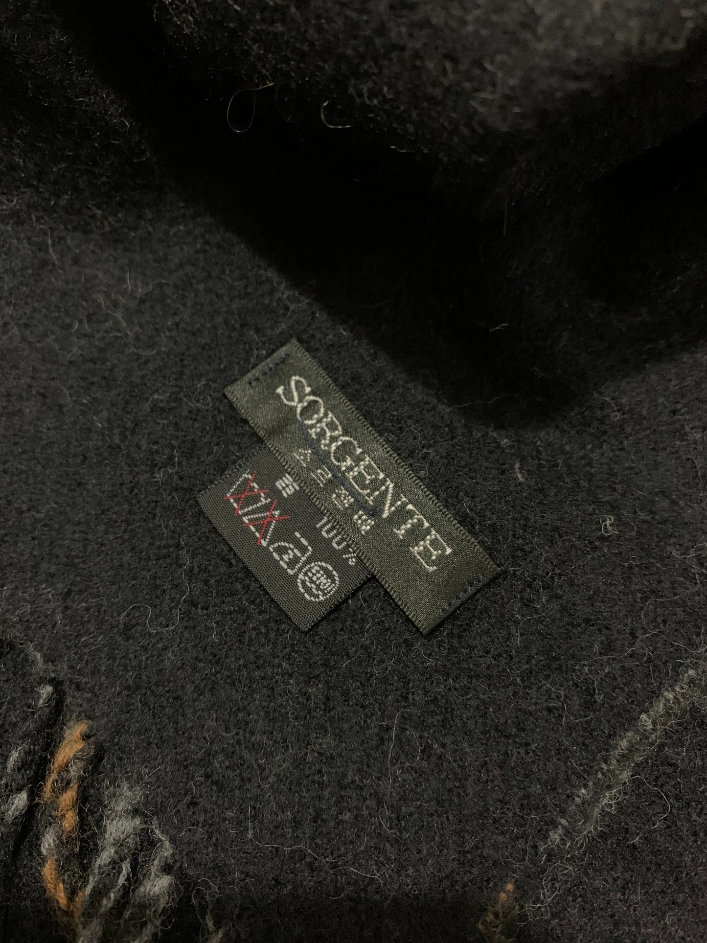 Sorgente Men’s 100% Wool Scarf – Classic Winter Muffler for Warmth and Sophisticated Style