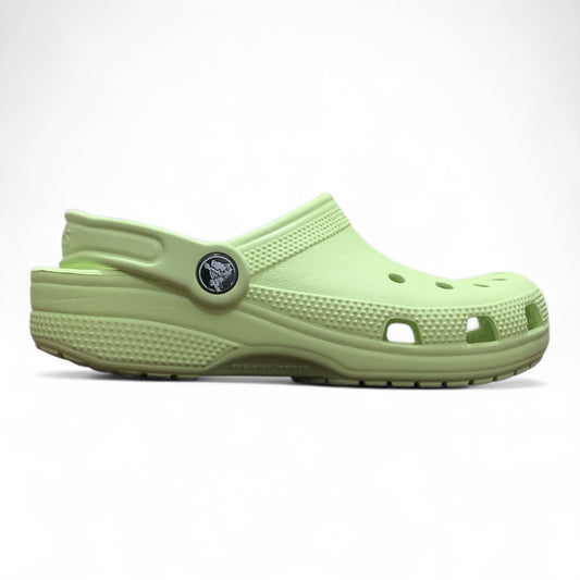 Crocs Classic Clogs | Condition 9.5/10 | Size J2 | 33-34