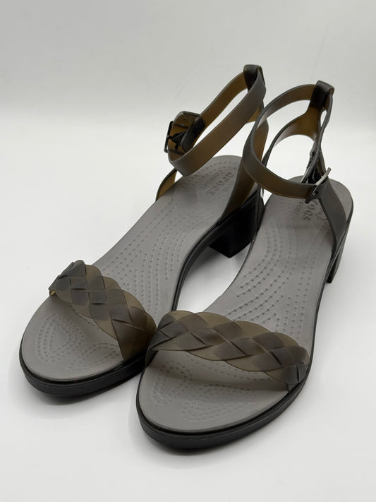 These black Crocs Isabella Block Heel sandals | Excellent condition | Size W9 | EU 39-40