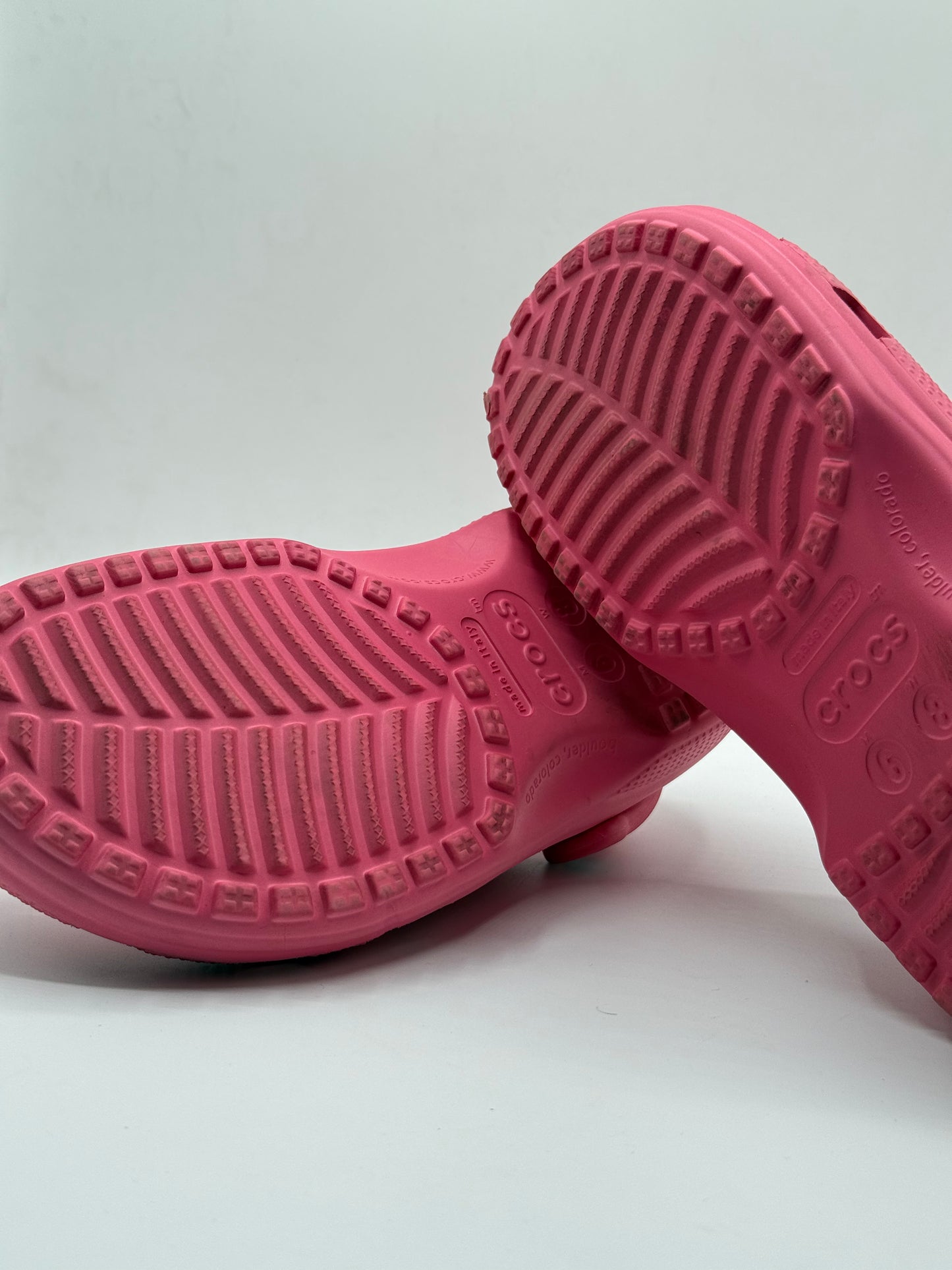 Crocs Classic Clogs | Excellent Condition | Made In Italy | Size M6 W8 | EU 38-39