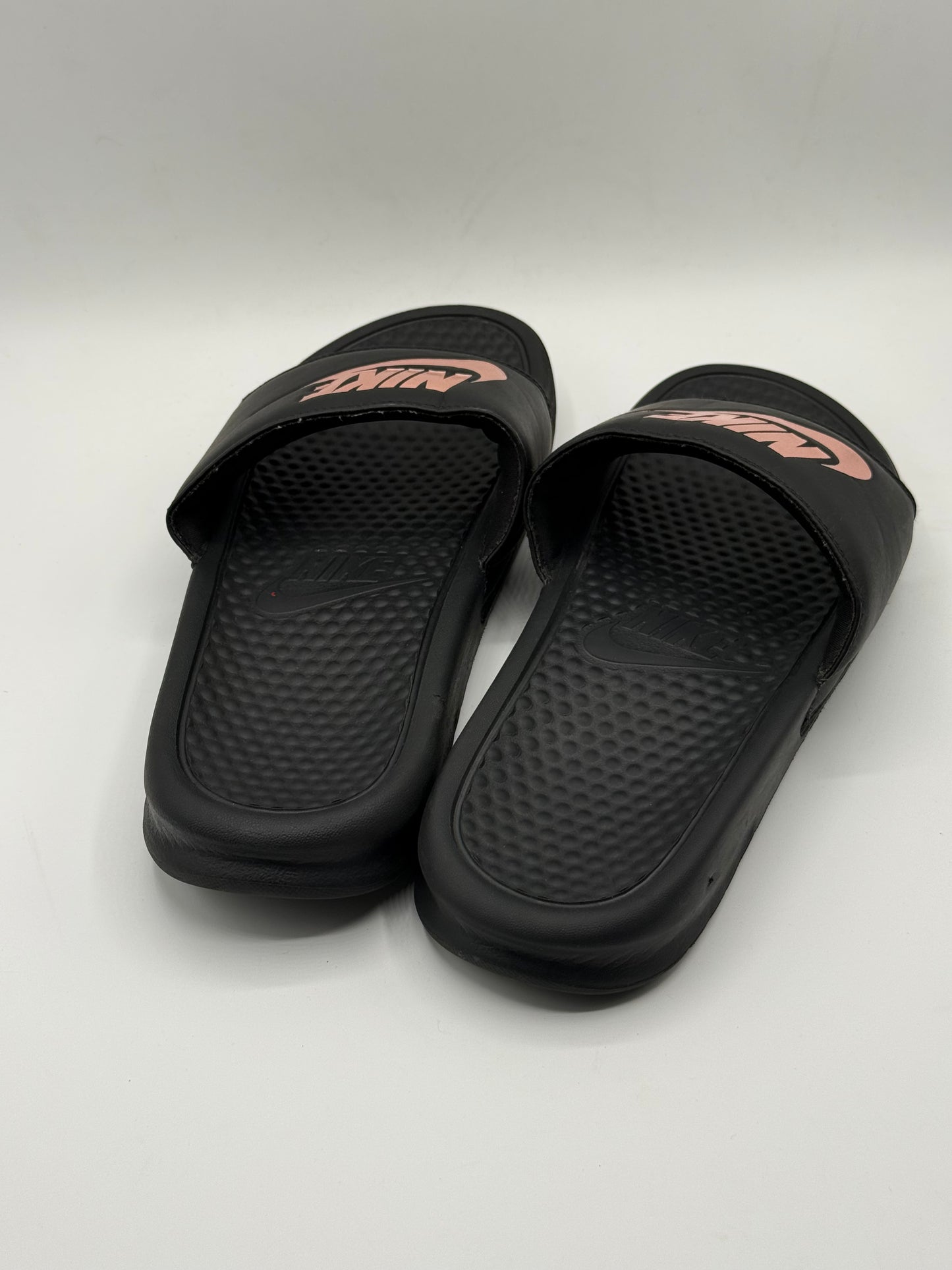Nike Benassi Just Do It slides | Condition 9/10 | Size UK7.5 | EU42