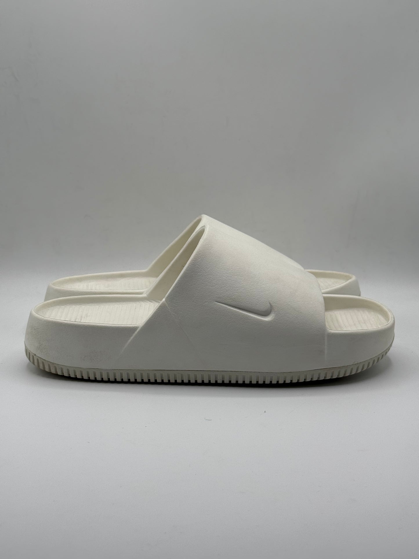 Nike Calm slides | Pre-Loved Condition Excellent | Size M9 W10 | EU42 | Made In Indonesia