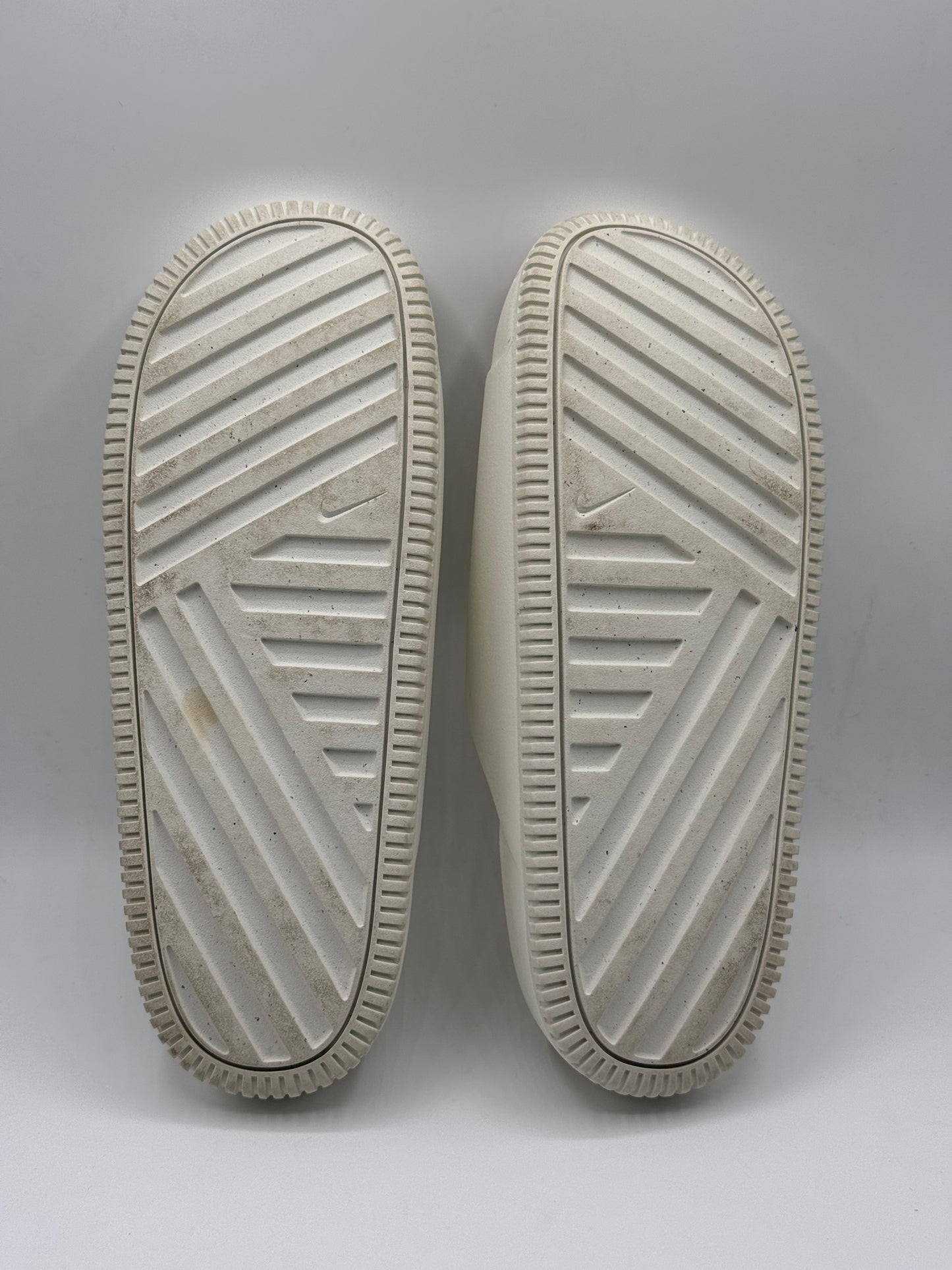 Nike Calm slides | Pre-Loved Condition Excellent | Size M9 W10 | EU42 | Made In Indonesia