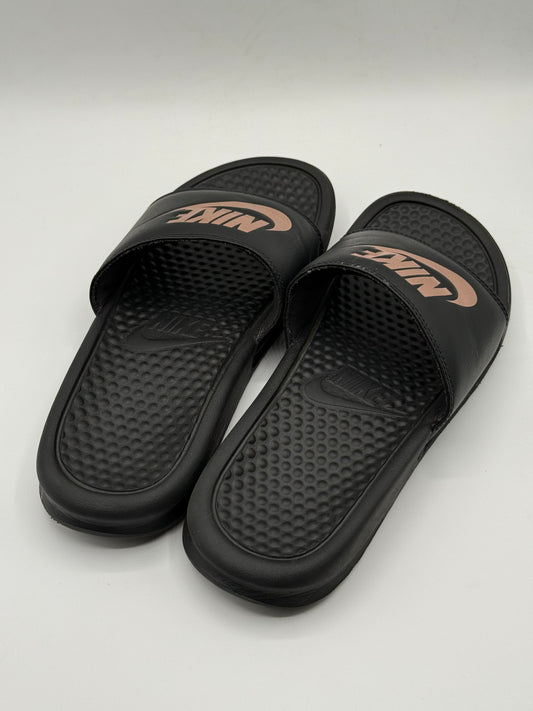 Nike Benassi JDI slides | Pre Loved Condition 10/10 | Size US7 EU38 | Made In Indonesia