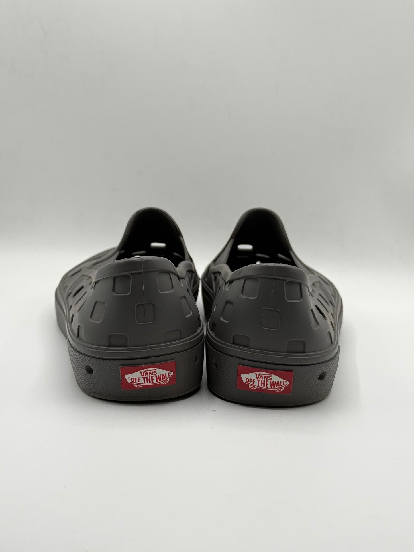 Vans Slip-On TRK shoes | Pre-Loved | Condition 9/10 | Size US10 EU43