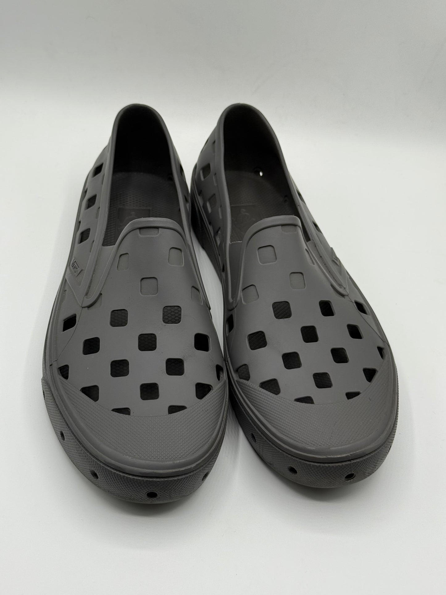 Vans Slip-On TRK shoes | Pre-Loved | Condition 9/10 | Size US10 EU43