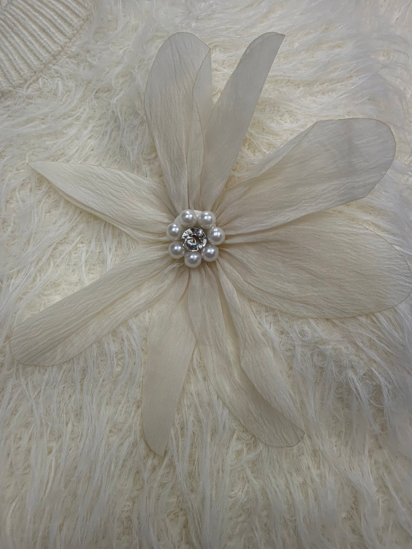 Fuzzy Knit Sweater with Floral Brooch – Cream