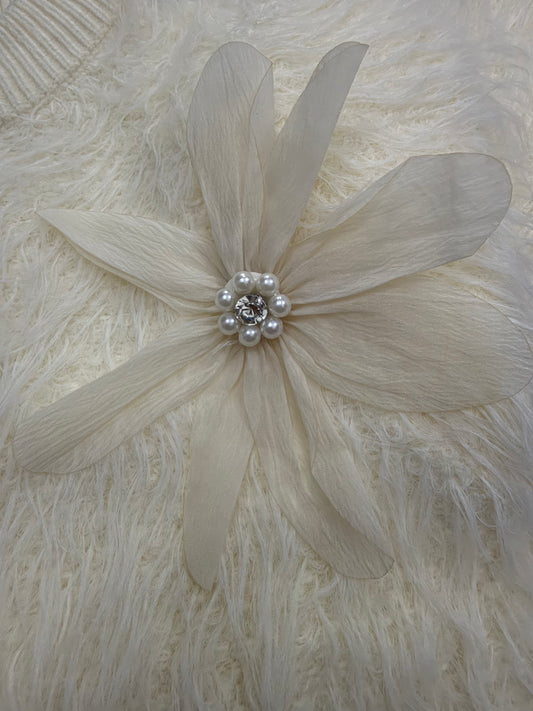 Fuzzy Knit Sweater with Floral Brooch – Cream