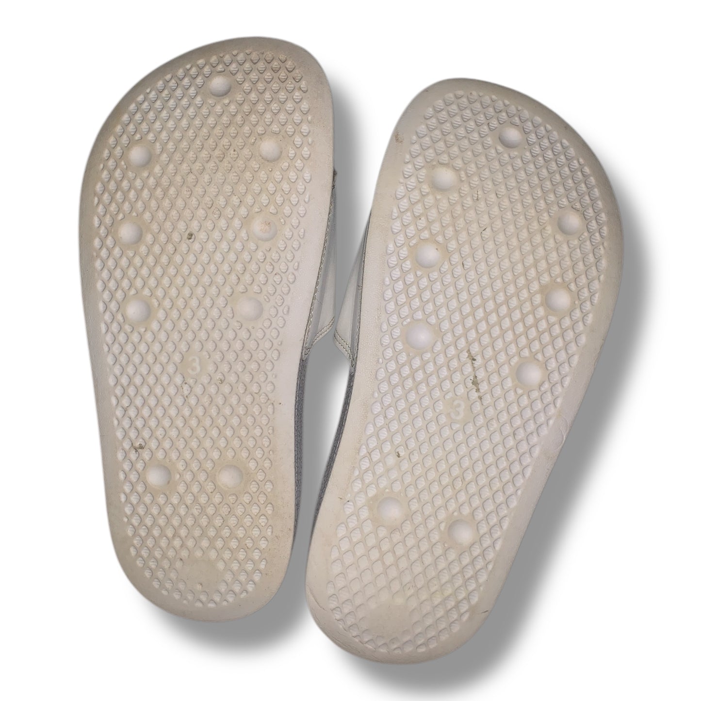 ORIGINALS MEN ADILETTE (FU8297)
STYLE # 4062055569051 (Pre-Owned) Condition 10/10 | SIZE EU 35-36