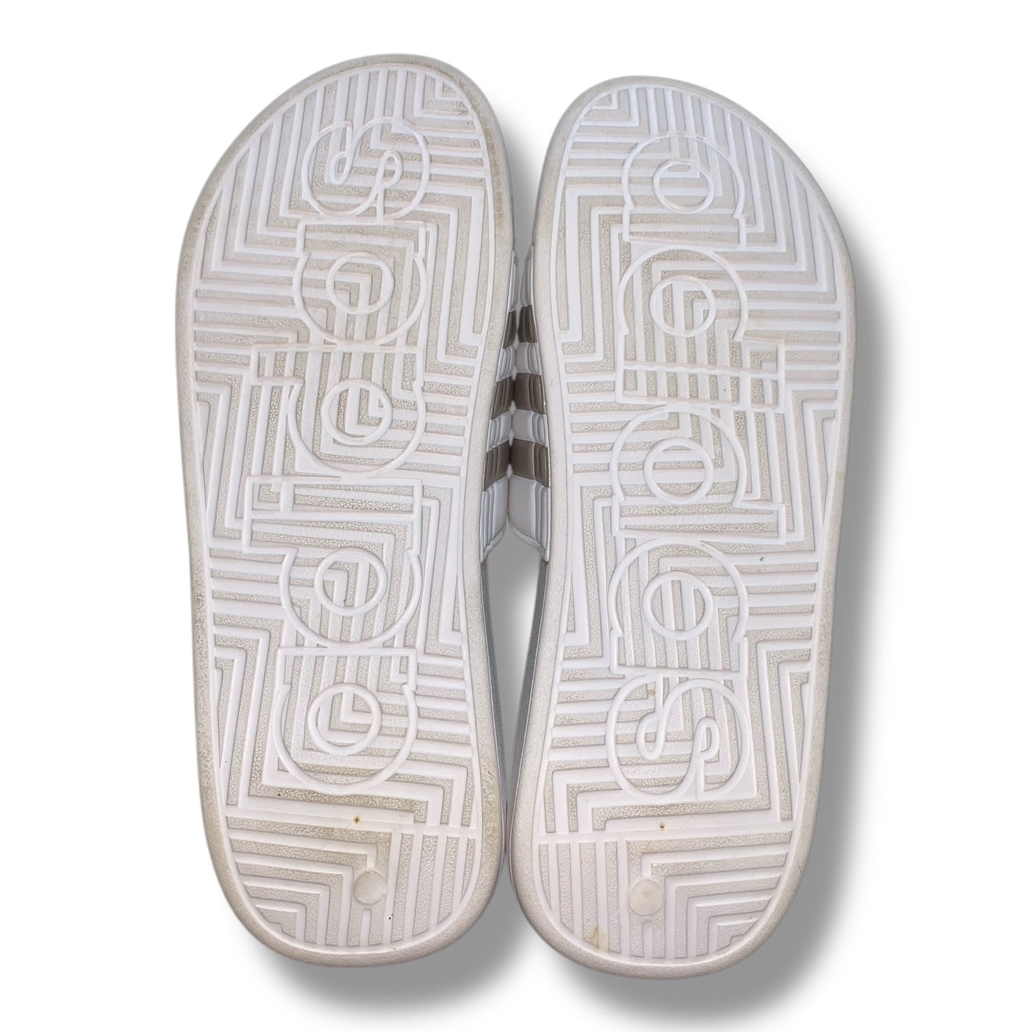 ADISSAGE SLIDES |Pre-Loved| Condition Excellent Like Brand New | Size US10 | UK10 | EU 44-1/2